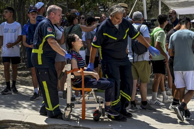 Ακρόπολη: Τουρίστρια λιποθύμησε από τη ζέστη – Κλείνει ο αρχαιολογικός χώρος λόγω καύσωνα