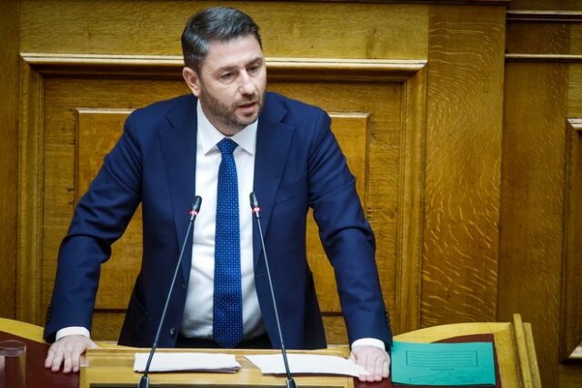Ανδρουλάκης: Ζήτησε ενημέρωση για τις φωτιές από τον Κικίλια
