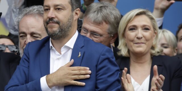 Οι ακροδεξιοί ξανάρχονται στη Γερμανία – Γέφυρα σκότους στην Ευρώπη