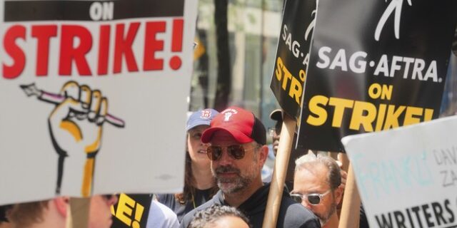 Παραλύει το Χόλιγουντ από την απεργία των ηθοποιών – “Spoiler alert: Θα κερδίσουμε”