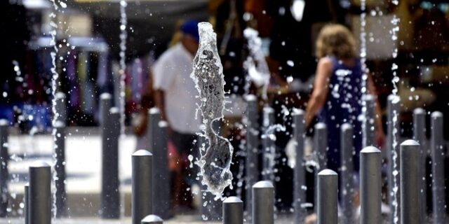 Καύσωνας: Ευέλικτο ωράριο, τηλεργασία και ειδική άδεια για την Παρασκευή στο Δημόσιο – Τι ισχύει με τα ραντεβού