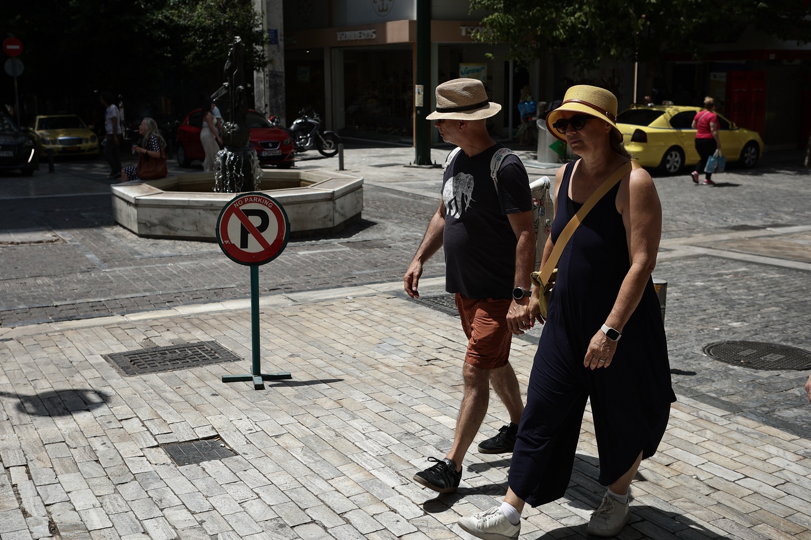 Μικρή ανάσα από τον καύσωνα – Πότε ανεβαίνει ξανά η θερμοκρασία
