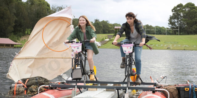 10 σειρές που σου ξέφυγαν για να κάνεις catch-up το καλοκαίρι