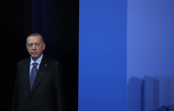 ΝΑΤΟ: Ο εξαιρετικός τακτικιστής Ερντογάν έβαλε “φωτιά” στη Σύνοδο Κορυφής