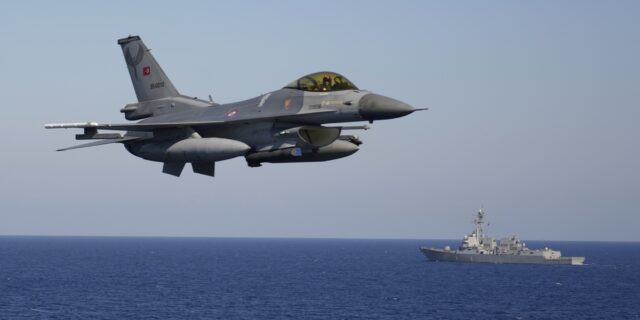 ΗΠΑ: “Πράσινο φως” από Μπάιντεν για μεταφορά μαχητικών F-16 στην Τουρκία