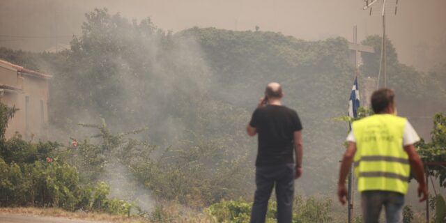 Ελληνική Ένωση Τραπεζών: Περαιτέρω μέτρα στήριξης στους πλεγέντες από τις πυρκαγιές