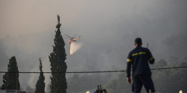 Φωτιές: Πολύ υψηλός κίνδυνος πυρκαγιάς την Κυριακή (13/8) –  Ο χάρτης με τις περιοχές