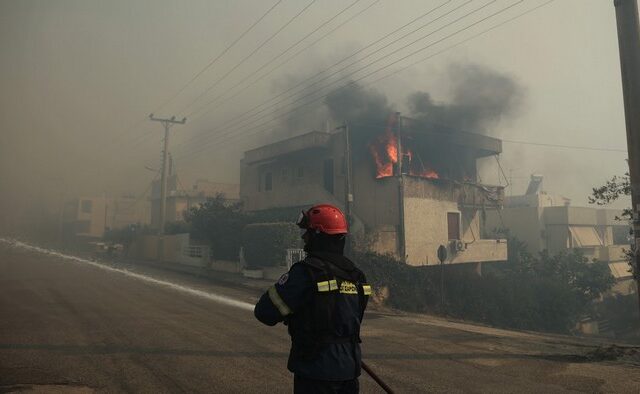 Φωτιά στον Κουβαρά: Οι φλόγες κάλυψαν 12 χλμ – Αφέθηκε ελεύθερος ο 32χρονος που προσήχθη