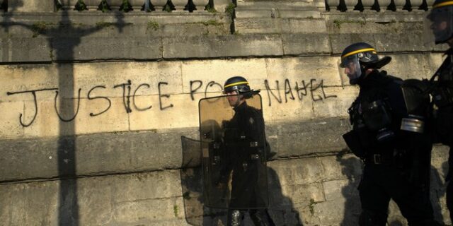Γαλλία: 19χρονος καταδικάστηκε σε 2 χρόνια φυλάκιση για ανάρτηση στο Twitter – Καλούσε σε δολοφονία αστυνομικού