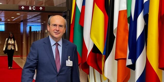 Χατζηδάκης: Προχωράμε σε όλες τις απαραίτητες μεταρρυθμίσεις για πιο ανταγωνιστική και δυναμική οικονομία