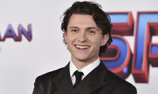 Ο Tom Holland δεν ήξερε ότι έπρεπε να πληρώνει τους λογαριασμούς του νερού