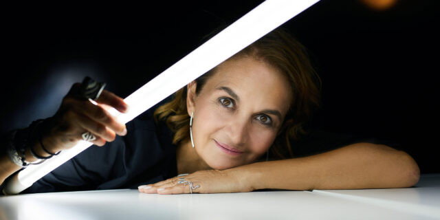 Ελευθερία Ντεκώ: “Ο φωτισμός δε θα αναζητήσει ποτέ το χειροκρότημα”