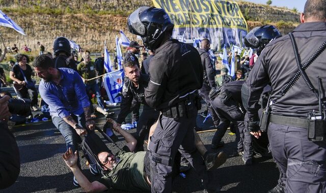 Ισραήλ: Εγκρίθηκε η μεταρρύθμιση Νετανιάχου που ελέγχει τους δικαστές – Οργή σε όλη την χώρα