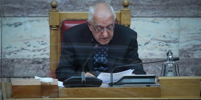 Κακλαμάνης: Ήθελα να γνωρίζω τον λόγο της αντικατάστασής μου – Δεν με ενημέρωσαν