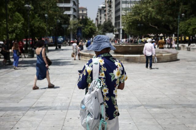 Καύσωνας: Πώς θα κινηθεί τις επόμενες ώρες το τρίτο κύμα ζέστης – LIVE ΧΑΡΤΗΣ