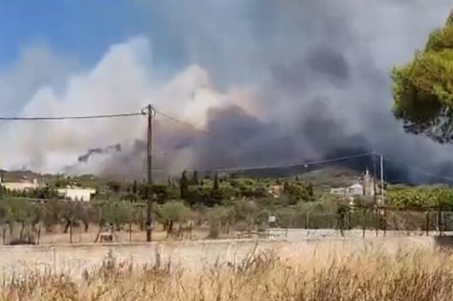 Μεγάλη φωτιά στο Λουτράκι κοντά σε οικισμούς – Εκκενώθηκαν 3 οικισμοί