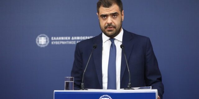 Αριστούχος με 22.000 μόρια χάνει τη σχολή της, αλλά το Μαξίμου δεν θεωρεί λάθος την ΕΒΕ