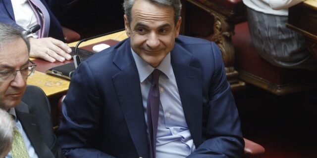 Αντί για λύσεις, μπαλώματα και προπαγανδιστικά φούμαρα…