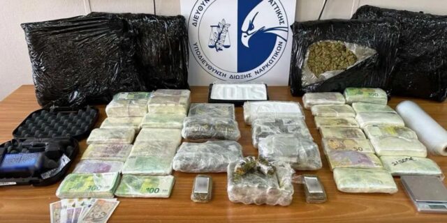 Συνελήφθη 41χρονος που έκρυβε στο σπίτι του μεγάλες ποσότητες ναρκωτικών ουσιών και όπλο