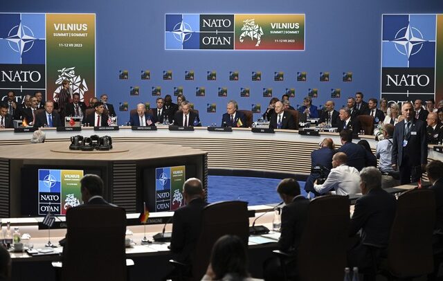 Η Γερμανία θα στείλει στρατιωτικό εξοπλισμό αξίας 700 εκατ. ευρώ στην Ουκρανία