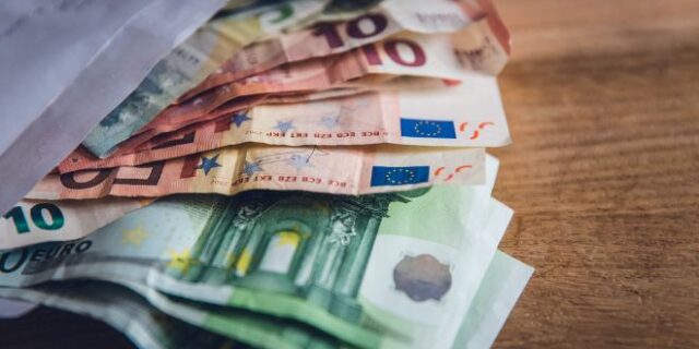 Eurobank: Εκτιμήσεις του μεγέθους της παραοικονομίας στην Ελλάδα και προτάσεις πολιτικής