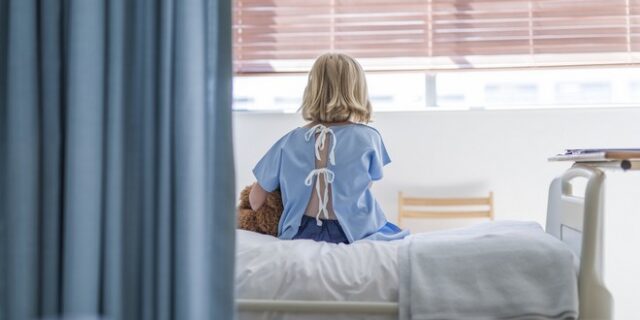 Ουκρανία: Επιτυχής η πρώτη μεταμόσχευση καρδιάς σε μικρό παιδί