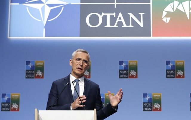 Στόλτενμπεργκ: “Η Ουκρανία είναι πολύ πιο κοντά στο ΝΑΤΟ”