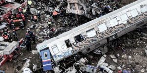Τι συνέβη στα Τέμπη; Η ανατομία της τραγωδίας σε 5′