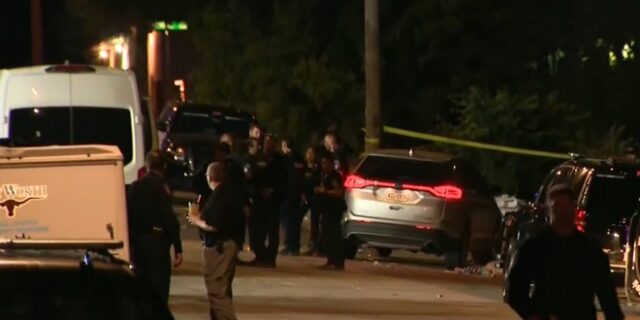 Τέξας: Τρεις νεκροί και οκτώ τραυματίες από ένοπλη επίθεση