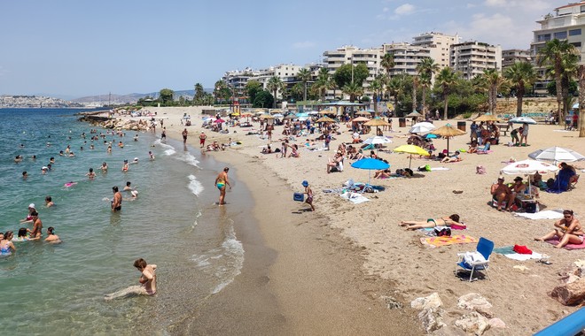 Καιρός: Επιμένουν οι υψηλές θερμοκρασίες – Πότε θα “πάρουμε ανάσα”