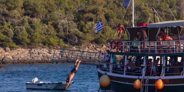 Οι Τούρκοι τουρίστες ξαναγάπησαν τη Θάσο