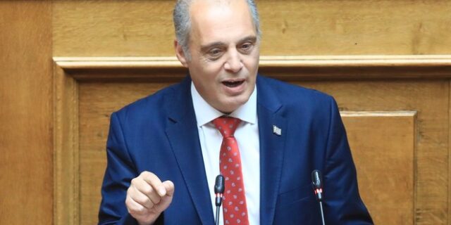 Βελόπουλος: “Η Ελλάδα επικαλείται το διεθνές δίκαιο και παραβιάζει το διεθνές δίκαιο”