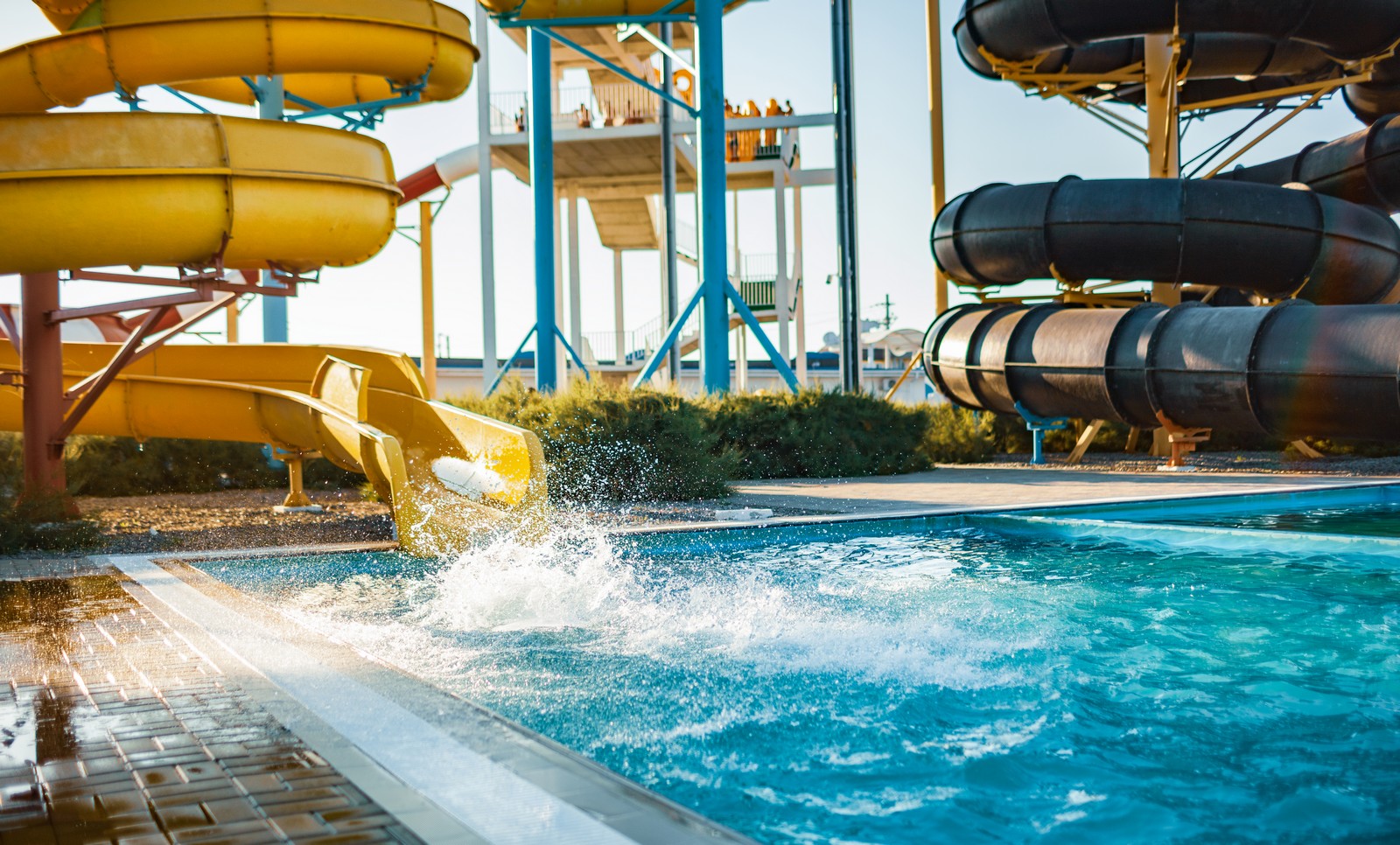 France : Accident dans un parc aquatique – père mort, son enfant blessé