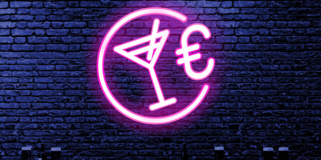 Πόσο κοστίζει να ανοίξεις ένα μπαρ στην Αθήνα;