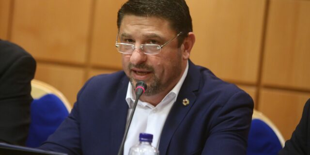 Περιφέρεια Αττικής: Ο Χαρδαλιάς ανακοίνωσε τους 214 υποψήφιους του συνδυασμού του