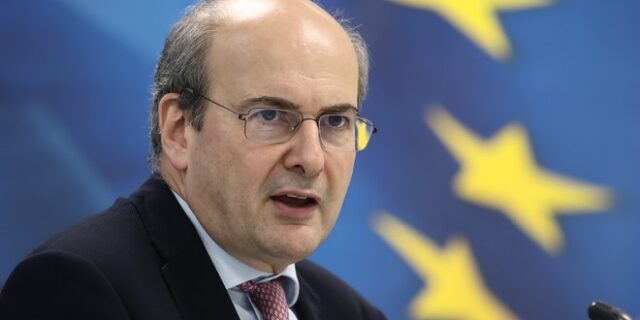 Χατζηδάκης: Τα “μηνύματα – διαπιστευτήρια” σε εταίρους και οίκους αξιολόγησης για πλεονάσματα και χρέος