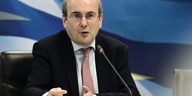 Κυβέρνηση: Οι τρεις προτεραιότητες του φθινοπώρου για την οικονομία