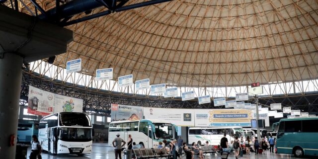 Θεσσαλονίκη: Νεκρός εντοπίστηκε νεαρός σε στάση έξω από το ΚΤΕΛ Μακεδονία