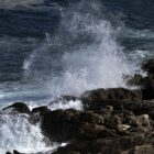 Θυελλώδεις άνεμοι έως 11 μποφόρ σε Θεσσαλονίκη και Κέρκυρα – Πτώσεις δέντρων και διακοπές ρεύματος