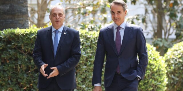 Ανταγωνισμός ΝΔ – Βελόπουλου σε πλειοδοσία “πατριωτισμού”