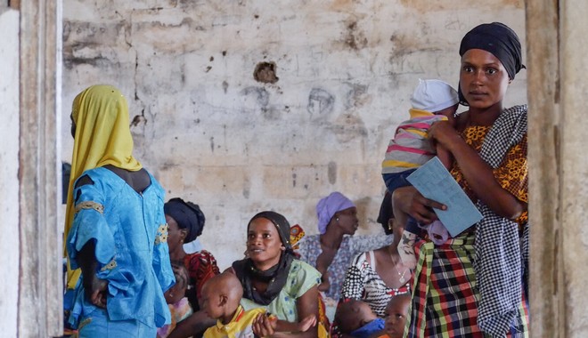 Γκάμπια: Η τεχνολογία αύξησε το ποσοστό εμβολιασμού παιδιών στο 99%
