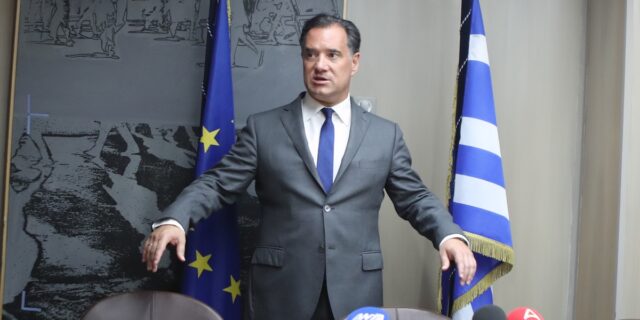 Σε δημόσια διαβούλευση το νομοσχέδιο για τα εργασιακά – Όλες οι αλλαγές που φέρνει
