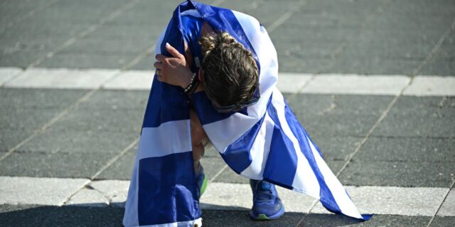 Συγκινημένη η Αντιγόνη Ντρισμπιώτη: “Τι περάσαμε και σήμερα, θέλω να αγκαλιάσω και να κλάψω με την οικογένειά μου”