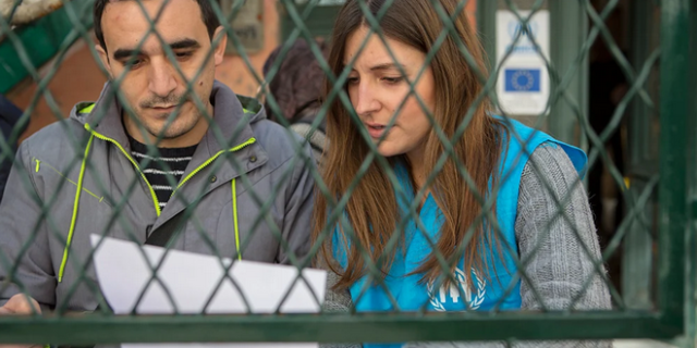 Συγκλονιστικές ιστορίες Ελλήνων εργαζομένων στον ανθρωπιστικό τομέα