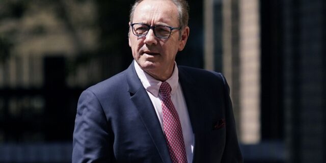 Κέβιν Σπέισι: Επιστρέφει στον Κινηματογράφο μετά τη δικαστική περιπέτεια