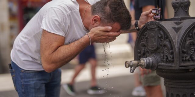 Καύσωνας σαρώνει την Ισπανία – “Πορτοκαλί συναγερμός” για αρκετές πόλεις