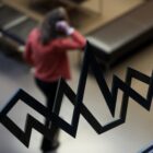 Μελέτη InSocial: Το επενδυτικό έλλειμμα πίσω από τη χαμηλή παραγωγικότητα στην Ελλάδα