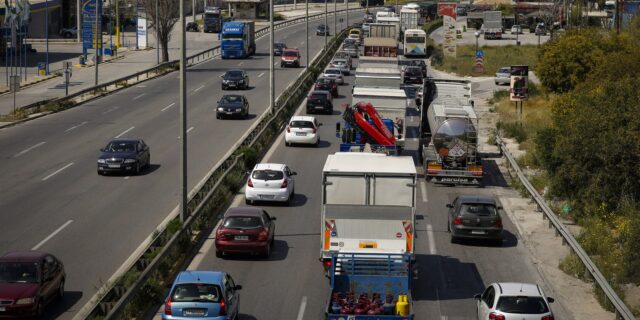 Τροχαίο στην Αθηνών – Κορίνθου: Μποτιλιάρισμα στο σημείο – LIVE ΧΑΡΤΗΣ