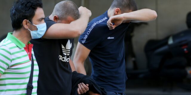 Νέα Φιλαδέλφεια: Ποινική δίωξη για 4 κακουργήματα και 7 πλημμελήματα σε βάρος των 104 συλληφθέντων