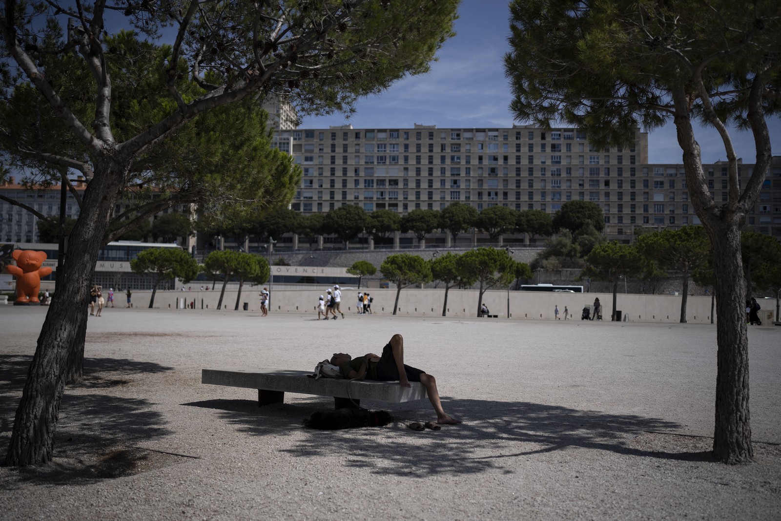 France : alerte chaleur « rouge » pour quatre régions du sud